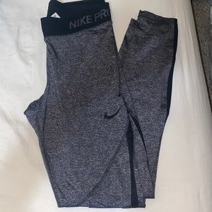 Women charcoal Nike Pro leggings size M